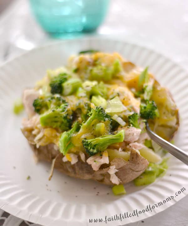 baked potato with chicken broccoli and cheese Healthy Cheesy Broccoli Chicken Baked Potato Topping Recipe