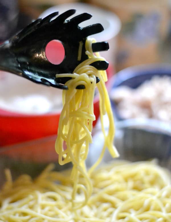 million dollar chicken alfredo bake Spaghetti Noodles Al Dente