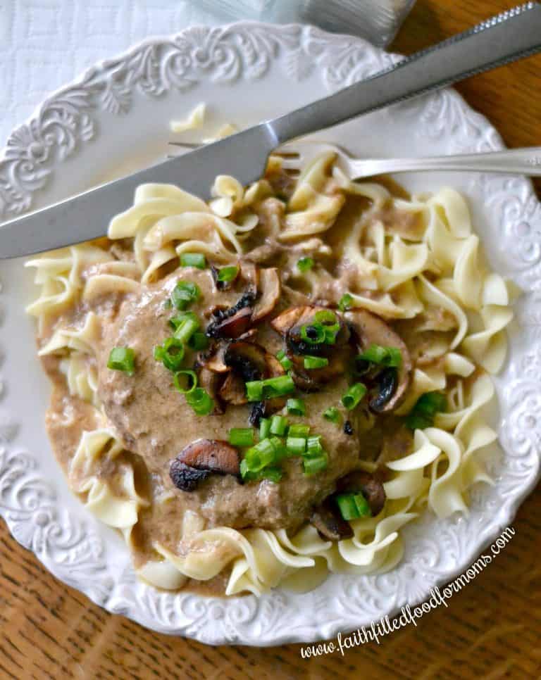 Crockpot Salisbury Steak with Frozen Burgers _ only 4 ingredients!!