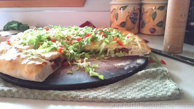 budget friendly dinners Double Decker Taco Pizza ~ Budget Friendly Meals