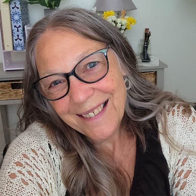 Shari Lynne Faith Filled Food for Moms and Faith Filled Mom Life