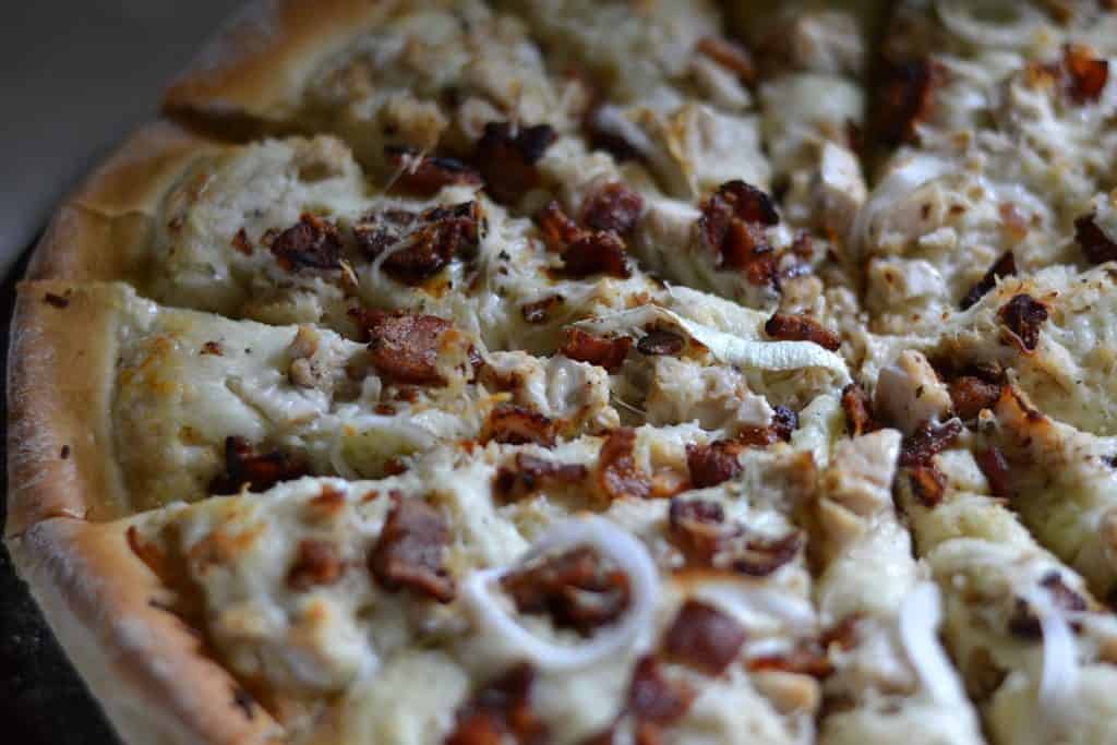 chicken, bacon & ranch pizza